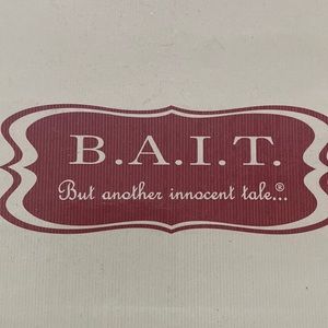 NIB BAIT black and cream kitten heels